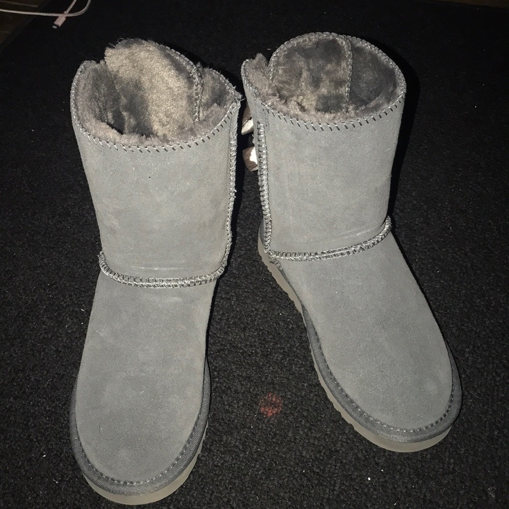 Uggs Bailey bow❤️
